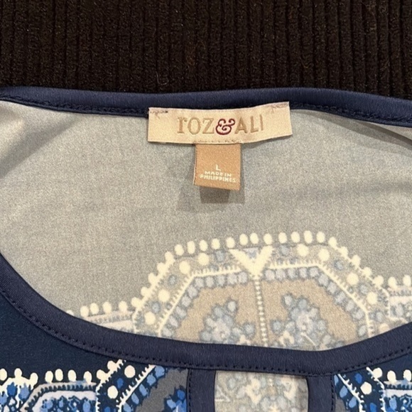 Roz & Ali Medallion Navy‎ Blue Tunic Size Large - Picture 4 of 5